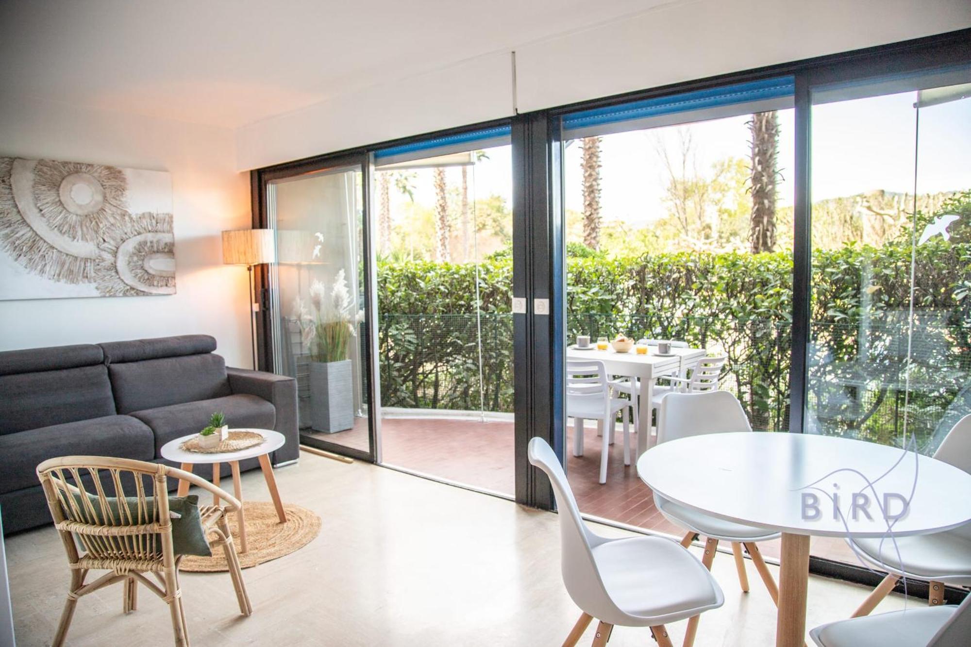 Apartment Charming Ideally Located In